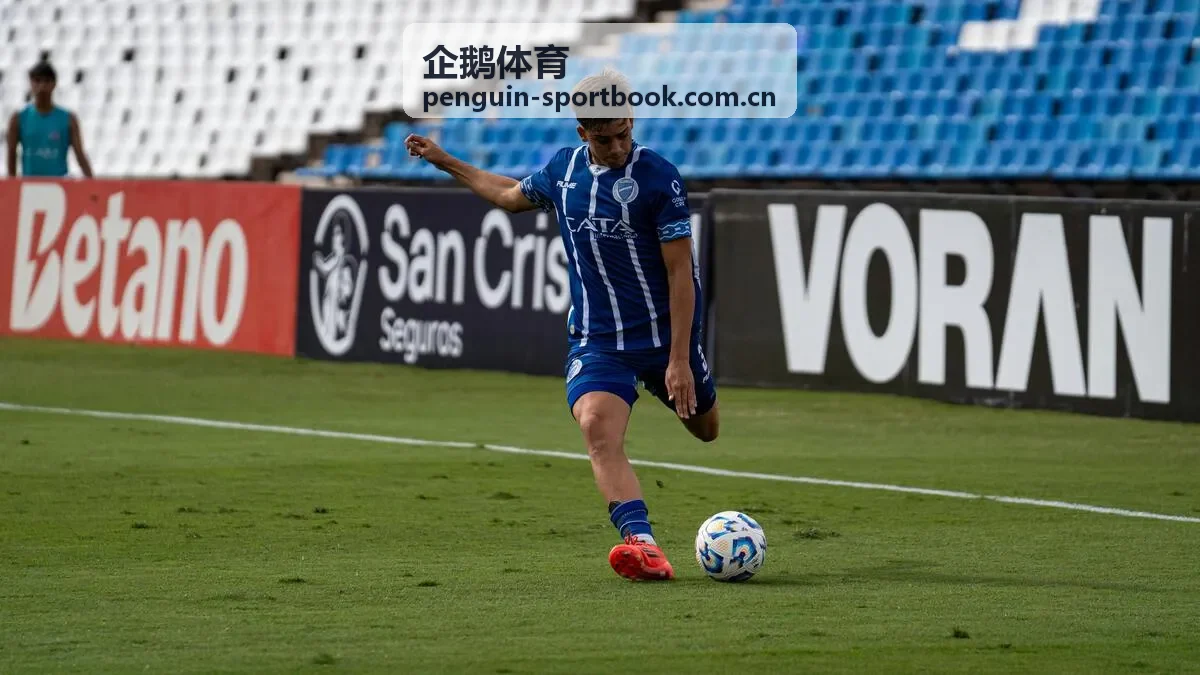 企鹅体育装备评测实验室实景拍摄